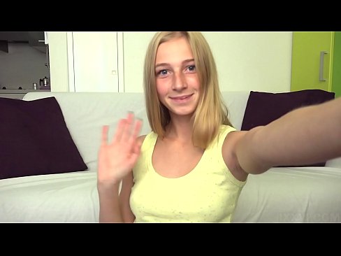 ❤️ Amikor unatkozom, lustán maszturbálom a rózsaszín puncimat... ❤❌ Szex videó at hu.pornokey.ru ️❤