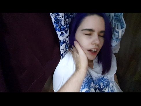 ❤️ Megtaláltam a nővéremet a szekrényben, és segítettem neki elélvezni. ❤❌ Szex videó at hu.pornokey.ru ️❤